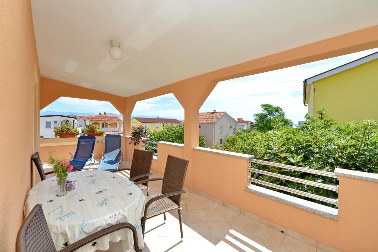Apartment Nada Vir Exterior photo